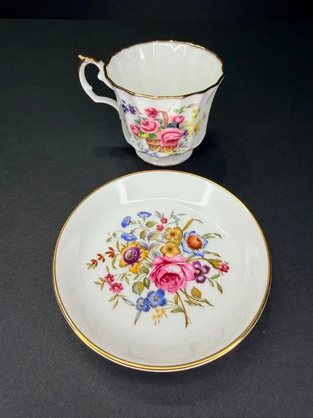 Vintage English Bone China Tea Cup & Saucer Mismatched Elizabethan Royal Worcest